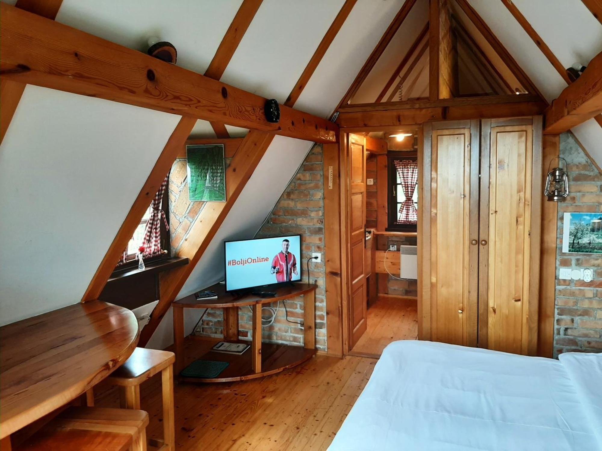 Apartmani Etno Kuca Pod Okicem Samobor Dış mekan fotoğraf